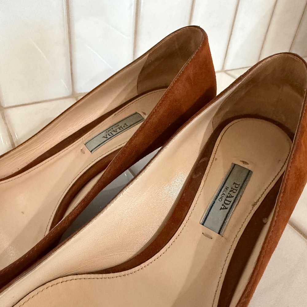 Prada Brown Suede kitten Heels - Picture 5 of 8